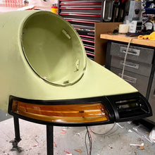 Load image into Gallery viewer, 911 69-73 LED Front Turn Signals - Special Edition