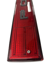 Load image into Gallery viewer, 911 LED REAR REFLECTOR PANEL - CLASSIC EDITION